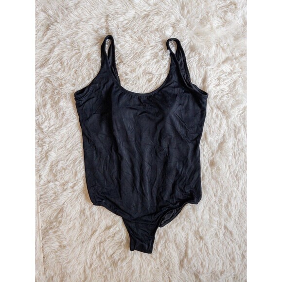 Catalina - Women’s Black One Piece Swim Suit size 2X - Picture 7 of 7